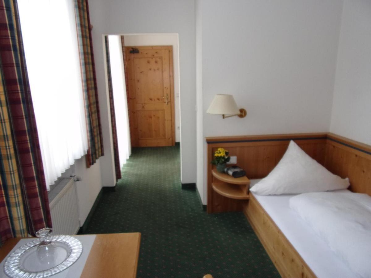 Hotel Landgasthof Hacker Zachenberg Exterior foto
