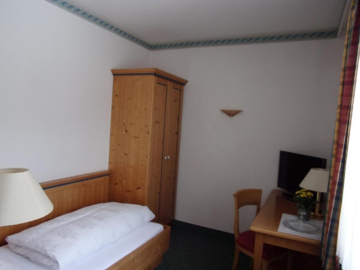 Hotel Landgasthof Hacker Zachenberg Exterior foto